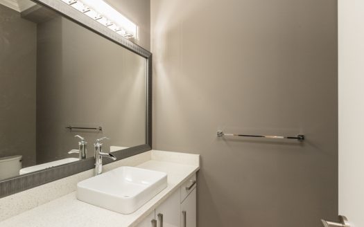 84 Warrick St, Coquitlam