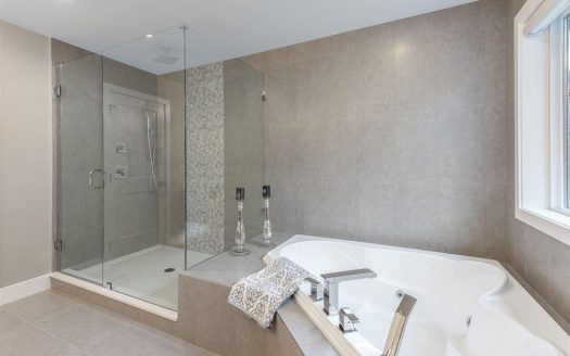 3574 Brownlee Avenue, Coquitlam