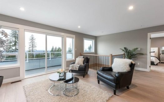 3574 Brownlee Avenue, Coquitlam