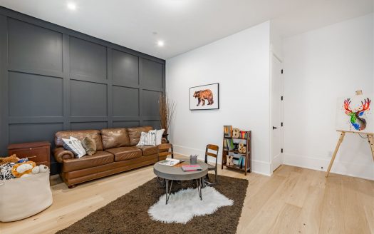 214 199 Street, South Langley