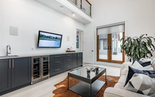 214 199 Street, South Langley